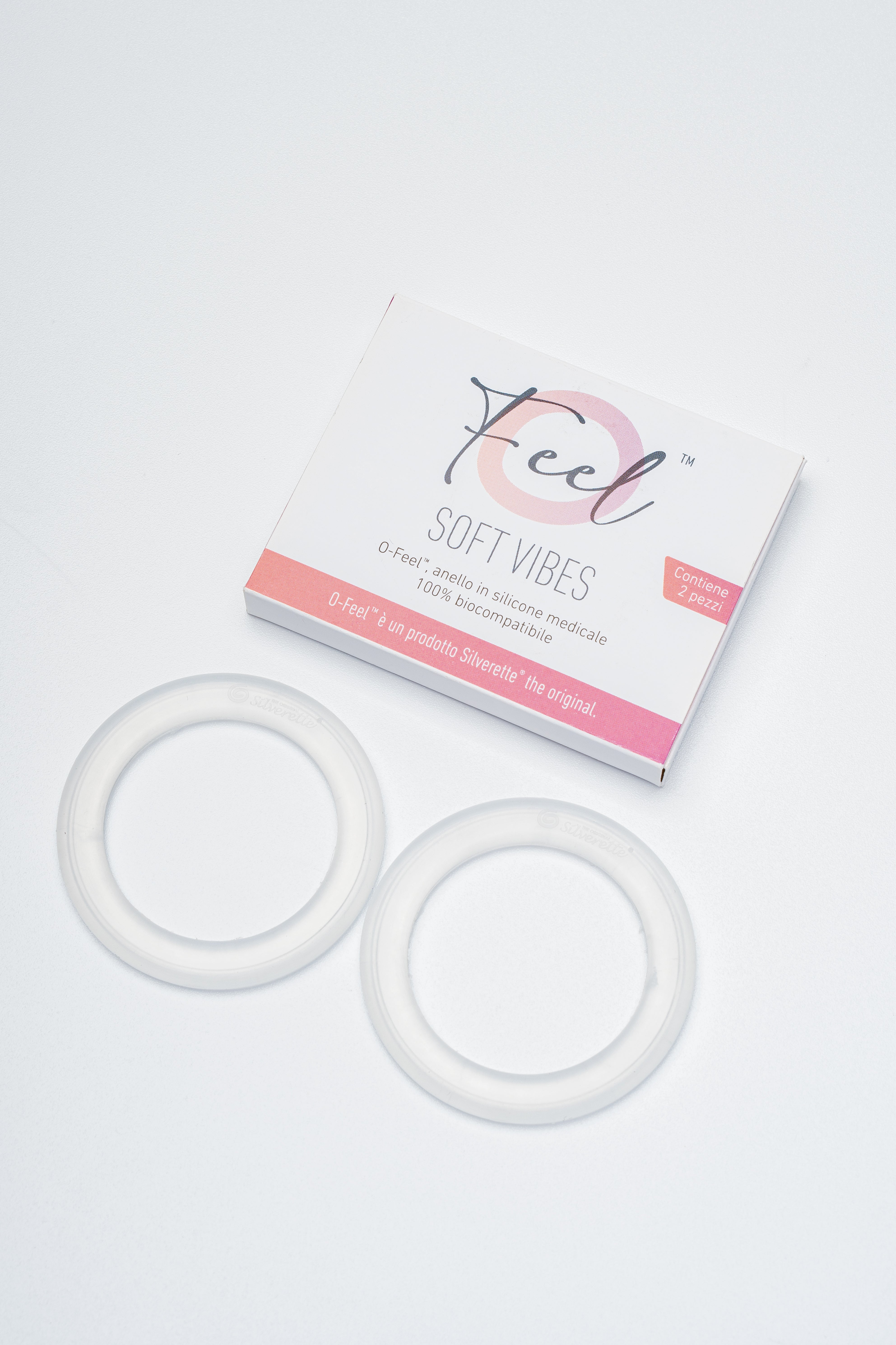 Silverette O-Feel Soft Vibes box with a pair of clear silicone rings that hold silver nursing cups in place